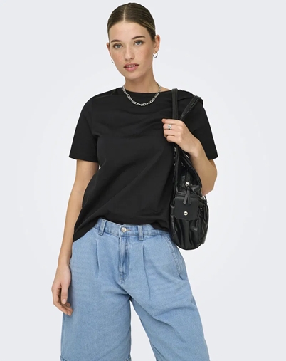 Only - ONLFreja Luxe T-shirt - Black